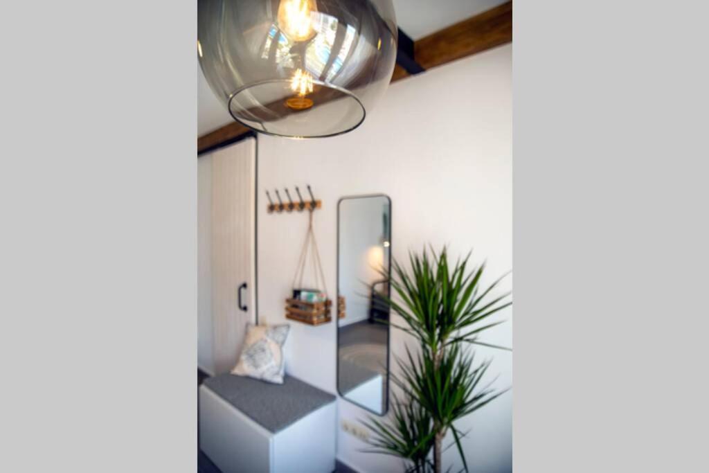 Beachfront Apartment Near Marbella Sitio de Calahonda 외부 사진