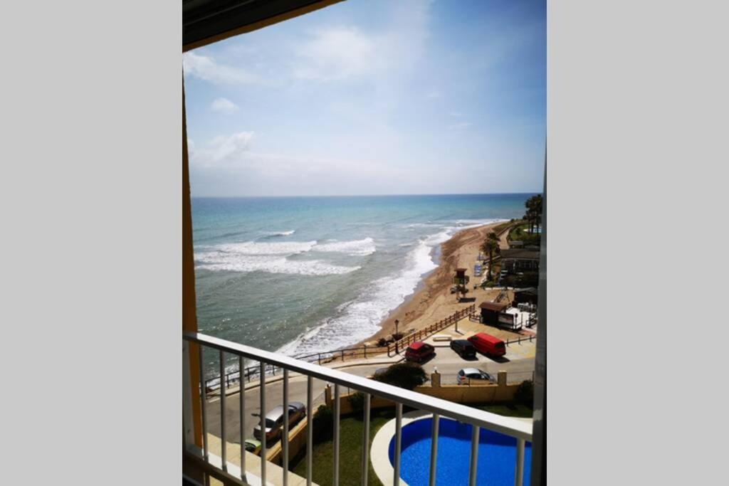 Beachfront Apartment Near Marbella Sitio de Calahonda 외부 사진